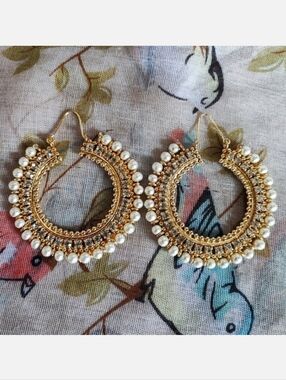 Gold Tone Oversized Faux Pearls Clear Rhinestone Hoop Pierced Runway Earrings